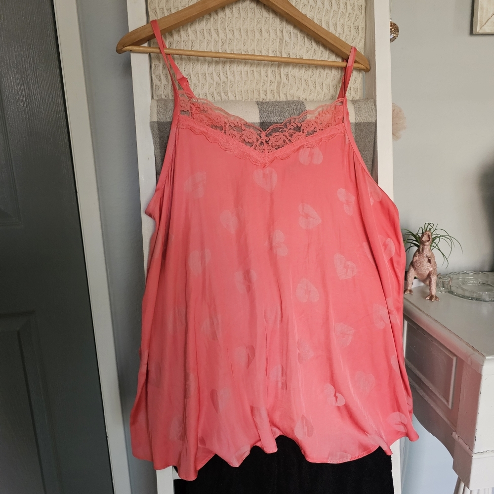 Pink Heart Patterned Lace Trim Camisole